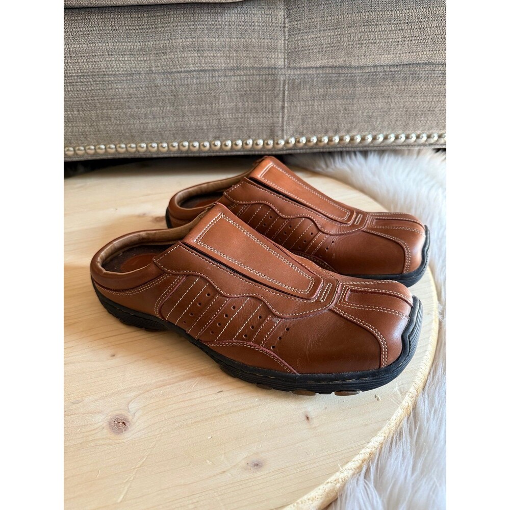 Dr Martens clogs Mens 8 or Womens 9